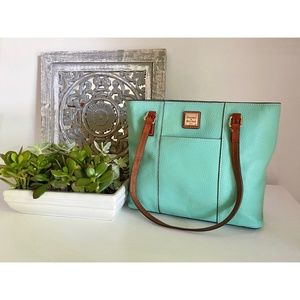 Dooney and Bourke tote